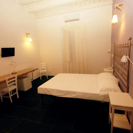 Ξενοδοχείο Boutique Molo S Lucia 3*